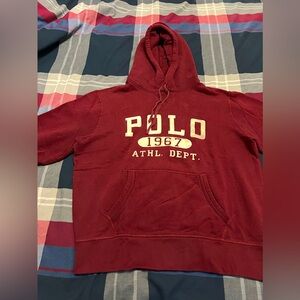 Polo Ralph Lauren 
Men’s Hooded Sweatshirt 
Size- Medium 
Color- Maroon